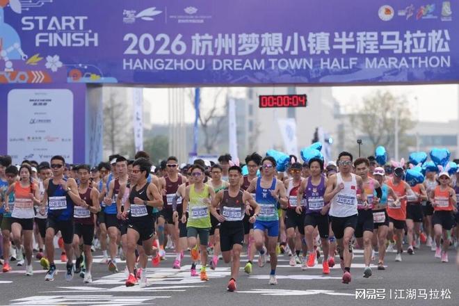 C罗：既是传奇也是枷锁，马丁内斯为何仍押注？