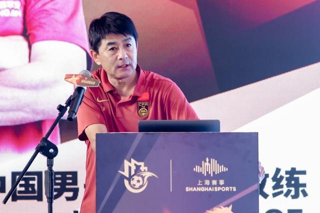 记者：库明加拒绝湖人两年2000万报价，寻求2000万年薪合同
