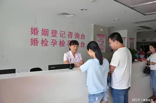 哈利希望与利拉德和好！模仿对方庆祝动作损害关系：我当时太年轻