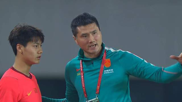 亚马尔：金球奖应该给我或者姆巴佩！ 凯恩回应：不知他是什么意思