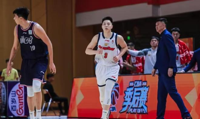 杜伦续约后首秀9中8轰24分！活塞22分大胜森林狼 华子20分