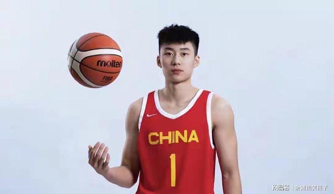 大爆发！韩旭17分钟19+5+2帽 赛季新高+全场最高率自由人大胜