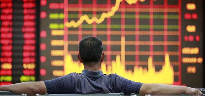嘲讽宝马奔驰暴跌三成，却无视自己暴跌五成，谁更没脸？