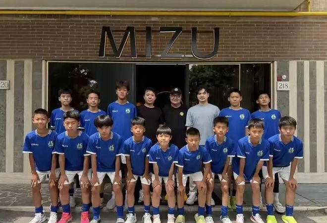 官方:广州龙狮与西班牙篮球俱乐部Lucentum Alicante达成合作