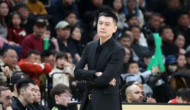 NBA创造历史！8年8个不同球队夺冠，别说马刺路还长
