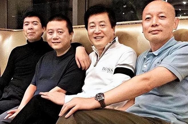发现一个规则,顶层的家庭里,绝对不会让孩子去碰这三件事……