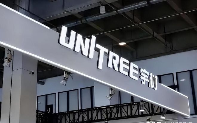 骑士两大新援现身训练馆!与哈登等人火热开练:备战新赛季冲冠
