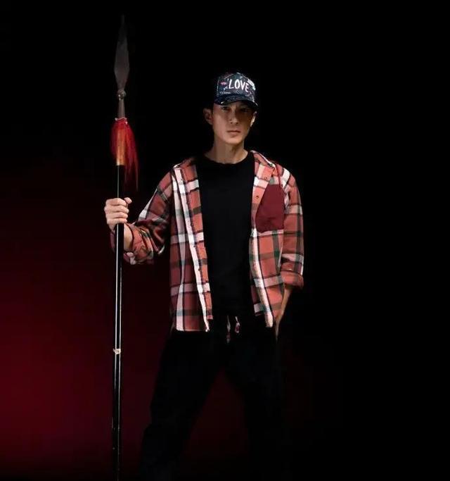 4比3云南玉昆!山东泰山传3个坏消息,俱乐部一决定让韩鹏很无奈
