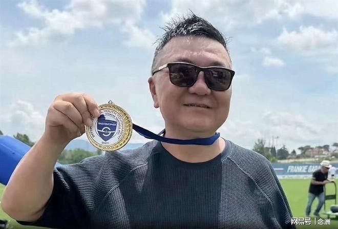 前国脚任航现场看世界杯：这么近那么远，梦想不该停止向前