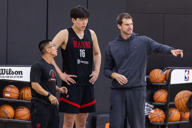 诺伊尔：如果我看不到再次夺冠的可能性，我就不会坐在这里了